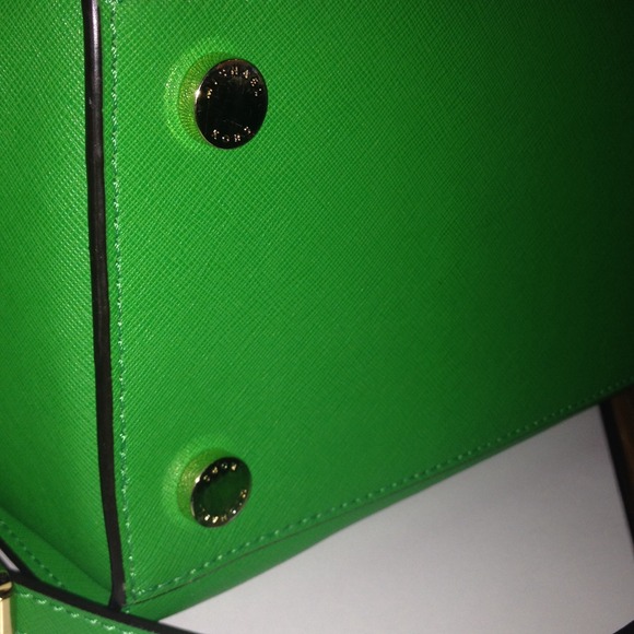 Michael Kors Selma Satchel - Picture 4 of 4