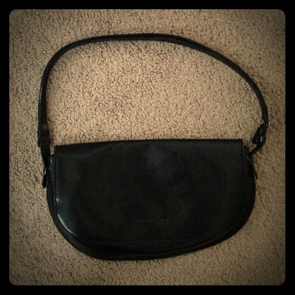 Kenneth Cole handbag EUC black