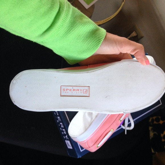 SOLD ON MERCARI New sperrys - Picture 3 of 4