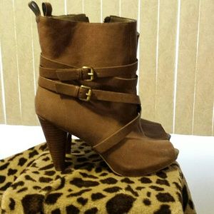 Bcbg open toe boots