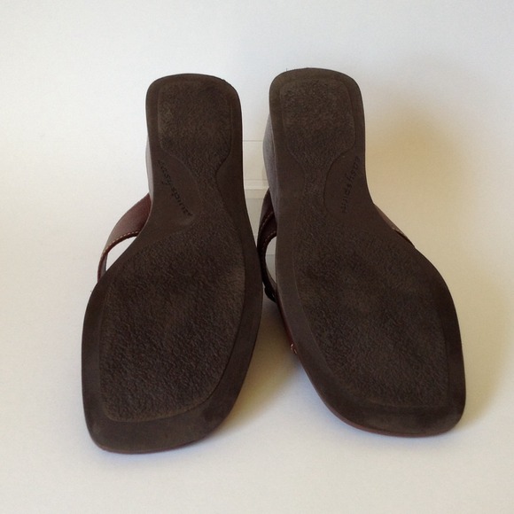Easy Spirit Wedged Sandal - Picture 3 of 3