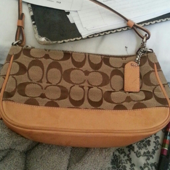 Coach Bag - Picture 2 of 3