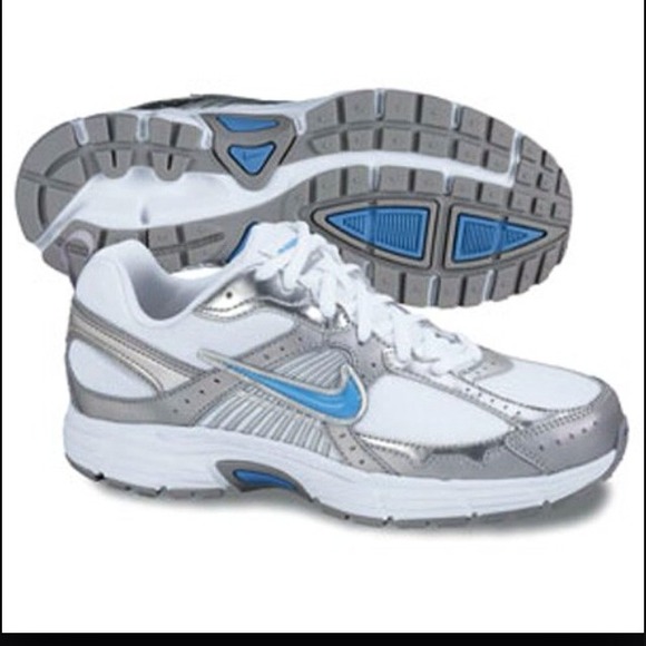 Nike Dart 7 Girls Running Shoe