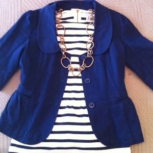 ⭐️Reduced!⭐️Navy blue peplum blazer