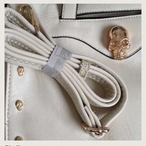 Skull purse