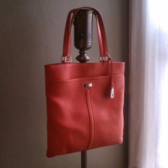 Cole Haan Handbags - Cole Hann leather purse SALE!