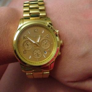 SOLD SOLD SOLDGold Michael kors watch