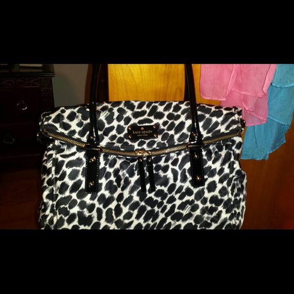 Brand new kate spade purse....