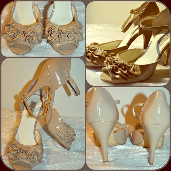 Steve Madden Taupe Patent Leather Stilettos -Sexy