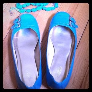 Michael Kors flats. Leather upper