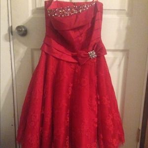 Vintage Red Strapless Gown with Matching Shawl