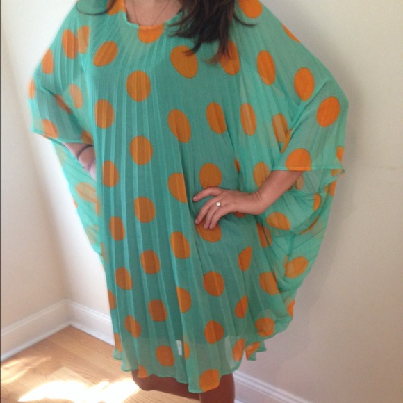 Cover up dress - Picture 1 of 2