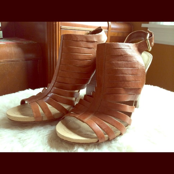 Enzo Angiolini Cage shoe in cognac