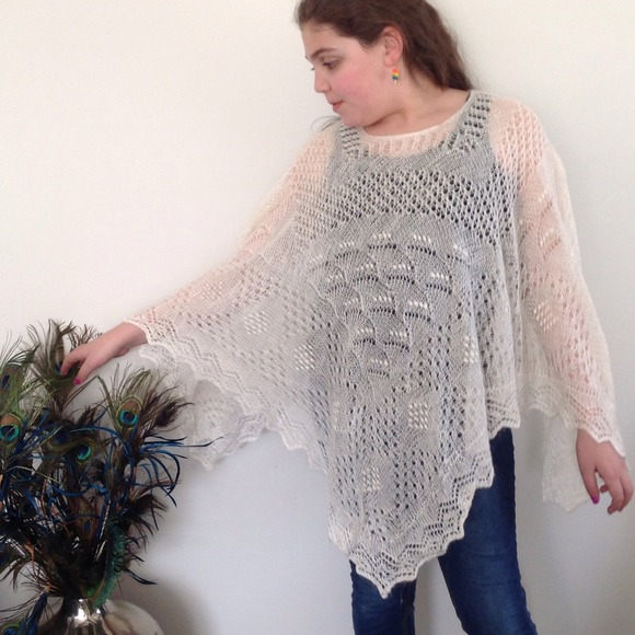Handmade Poncho from Russia New! 🎈HP 11/15🎈