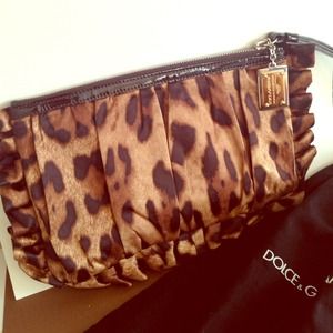 Dolce &Gabbana clutch for sexy nights out!