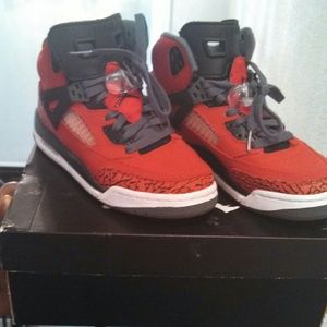 JORDAN SPIZIKES MUST HAVE !!!