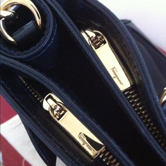 Ferragamo Handbag - Picture 2 of 4