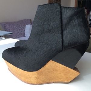 Finsk calf hair block wedges
