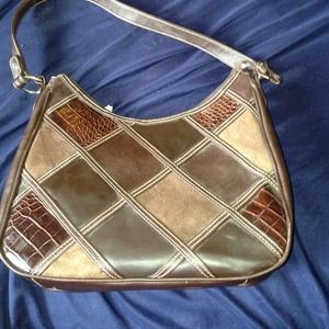 Brown Jaclyn Smith purse