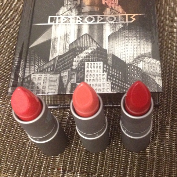 NIB Three Lipcropolis Lipsticks - Picture 1 of 2