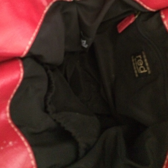 Red by Marc ecko hand bag - Picture 3 of 4