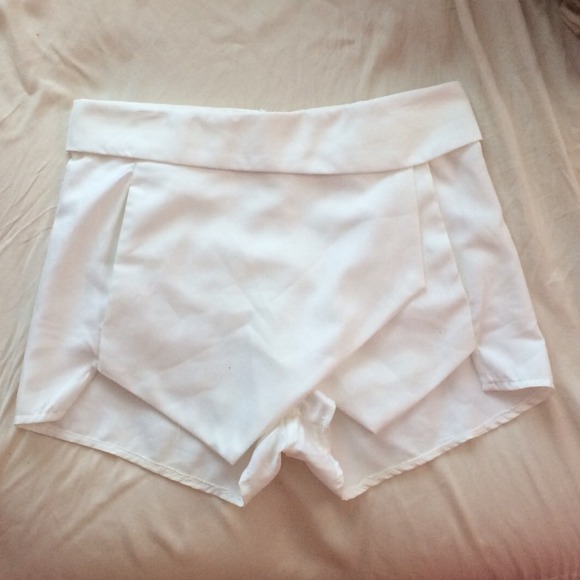 White Envelope Skort