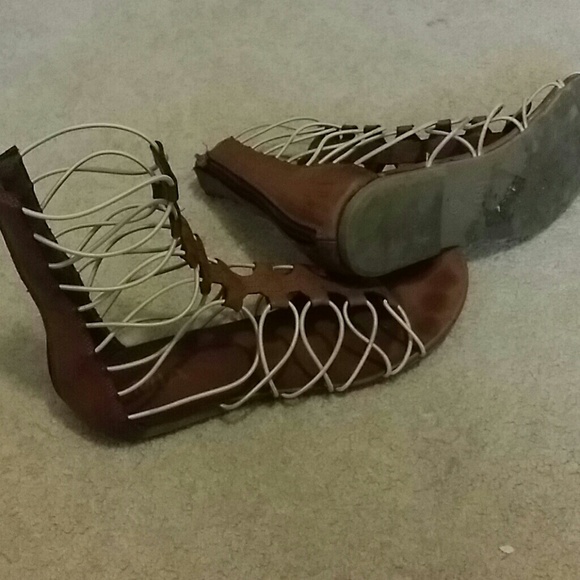 Gladiator sandals - Picture 3 of 4