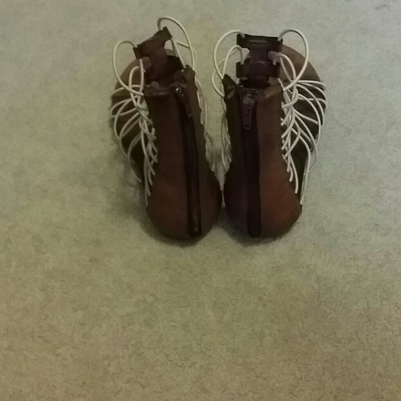 Gladiator sandals - Picture 4 of 4