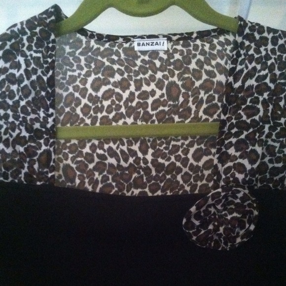 Leopard Print Top - Picture 3 of 3