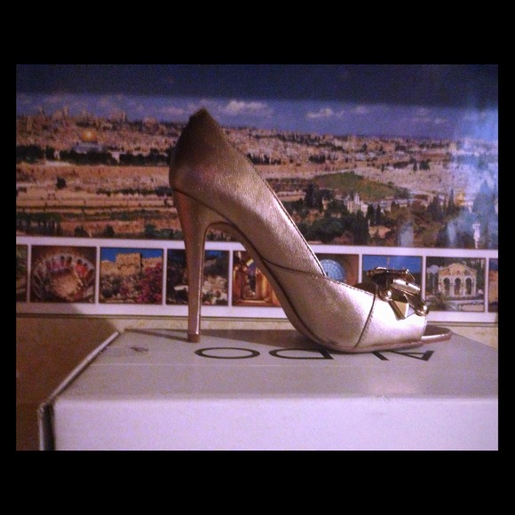 Beautiful aldo shoes