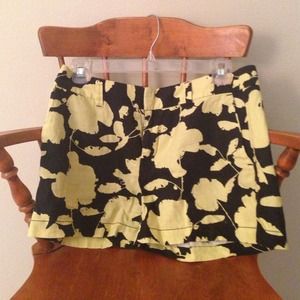 LOFT Spring Patterned shorts size four