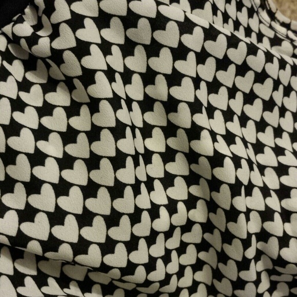 SOLD Dress with hearts - Picture 2 of 2