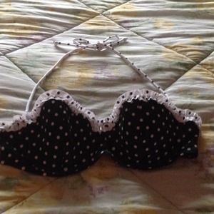 💗Adorable bikini top NWOT💗size 36 B