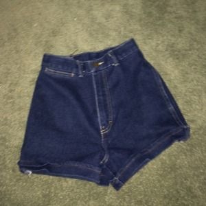 VINTAGE HIGH WAISTED SHORTS