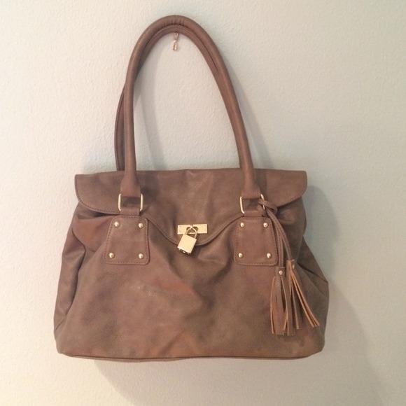 Cute faux leather Old Navy Purse