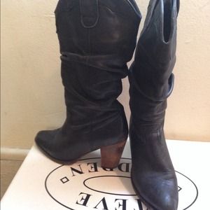 Steve Madden boots 6.5