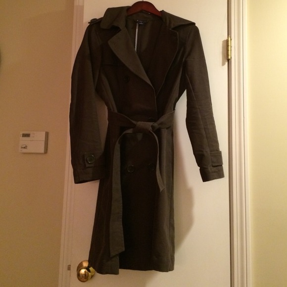 Sold in bundle🎁GAP Raincoat