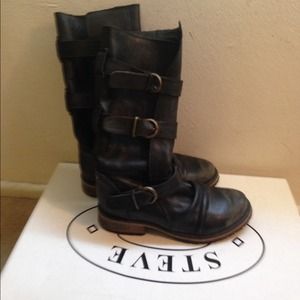 Steve Madden black leather boots 6.5