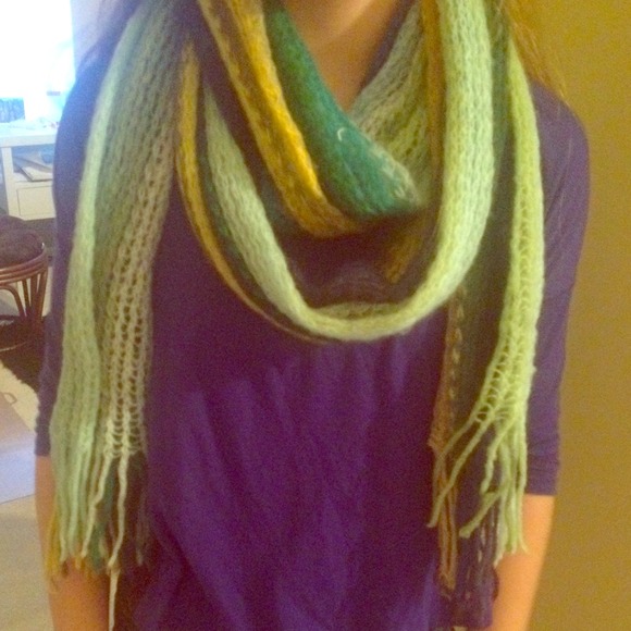 Teal yellow white & blue scarf 💙