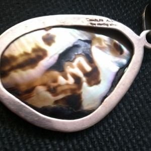 Abalone pendant set in sterling .5 oz