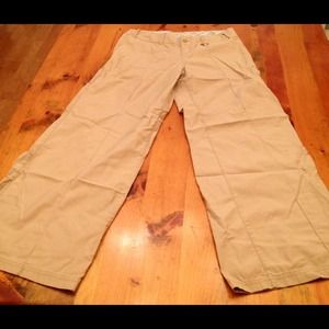 Burton womens tan wide leg pants sz2 super cute!