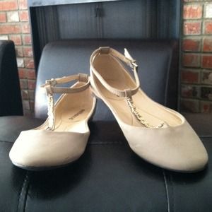 Adorable nude flats!!!
