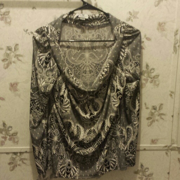Long sleeve shirt