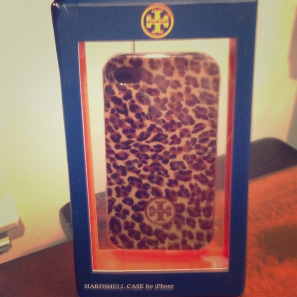 🚫SOLD🚫 Leopard print Tpry Burch iPhone 4/4s case