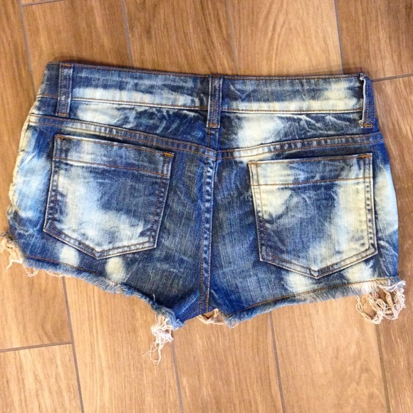Car-mar acid wash shorts - Picture 4 of 4
