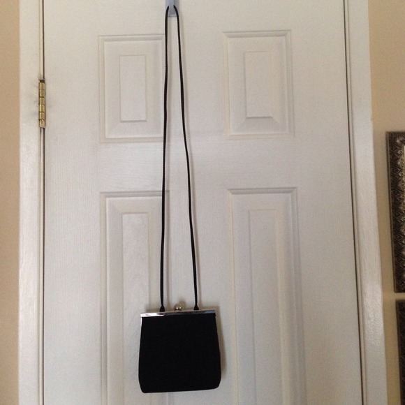 Black mini evening bag with dual straps - Picture 2 of 4