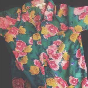 ✌️Vintage chiffon top✌️