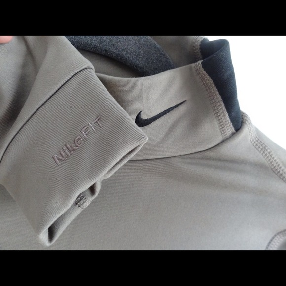 Nike Hyperwarm turtleneck fleece - Picture 2 of 4