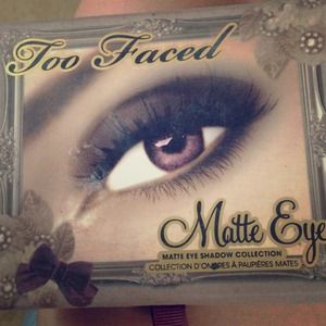 new too faced palate preloved benefit and brushes