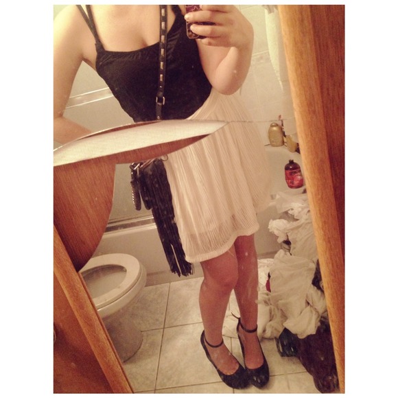 ✨🌸traded🌸✨ - Picture 3 of 3